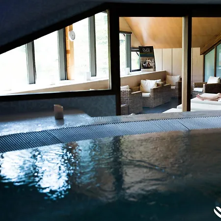 Hotel La Tarentaise 3*