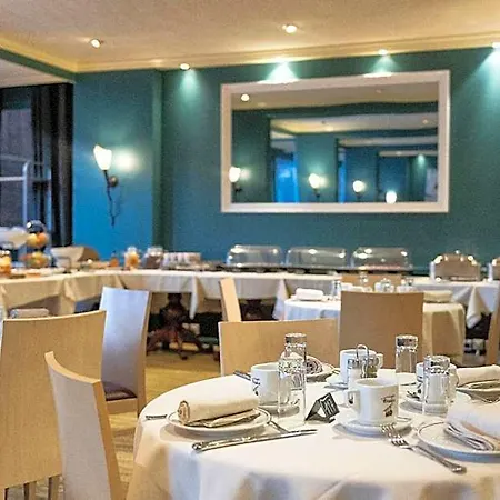 ホテル La Tarentaise 3*